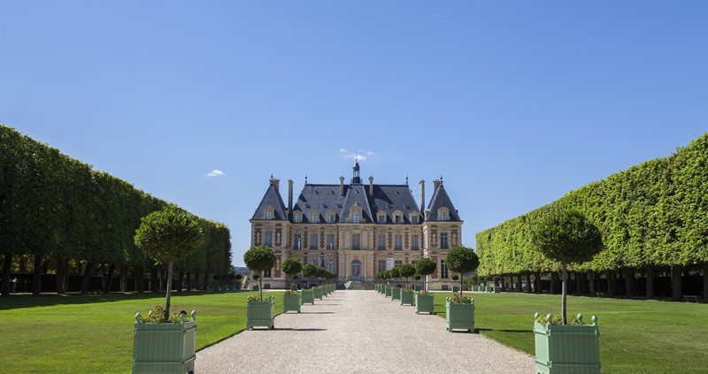 chateau small